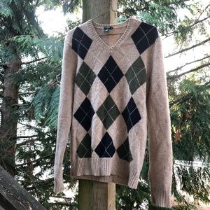 J.Crew 100% wool men’s small argyle sweater.